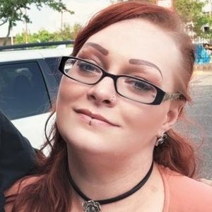 Meet your Posher, Stef